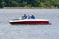 I72_4095