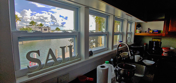 0727190943c_HDR