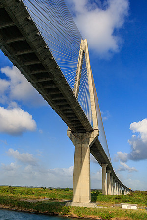 I72_3316