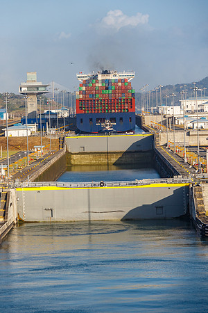 I72_2935