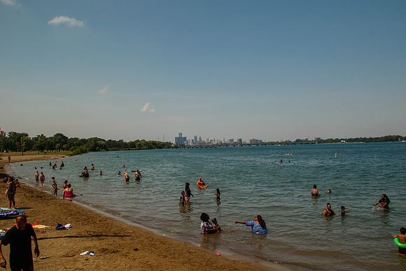 I72_8367