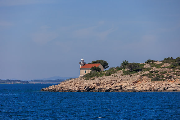 R6224857