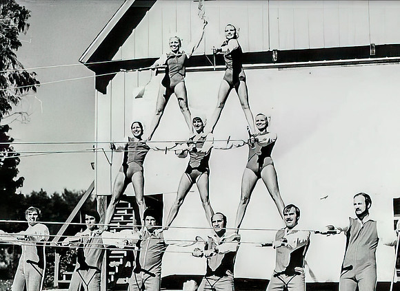 B&W Pyramid - GSSC-Edit