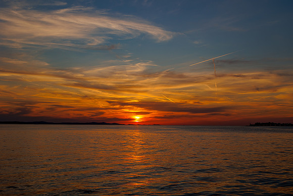 R6225436_7_8