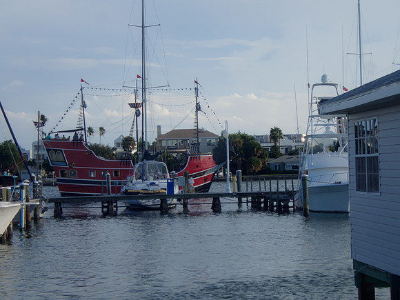 P8252609