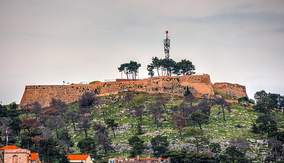 R6226463_4_5