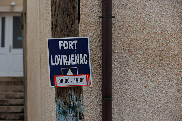 R6228336