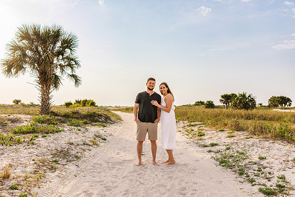 Karisa-Denae-Photography-Sand-Key-Engagement-Photos-1