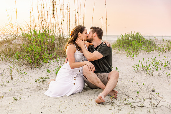 Karisa-Denae-Photography-Sand-Key-Engagement-Photos-14