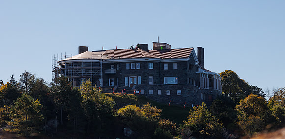 R6225733